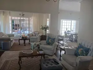 Townhouse/Complex/Cluster to Rent in Avondale