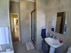 Townhouse/Complex/Cluster to Rent in Avondale