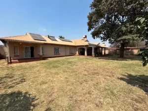 Townhouse/Complex/Cluster for Sale