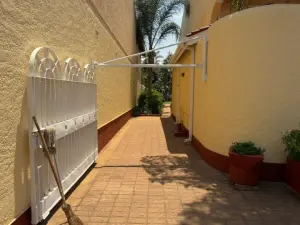 Townhouse/Complex/Cluster to Rent in Avondale