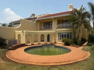 Townhouse/Complex/Cluster to Rent