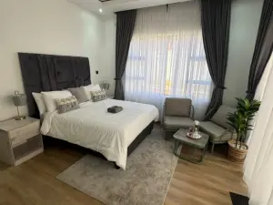 Townhouse/Complex/Cluster to Rent in The Grange
