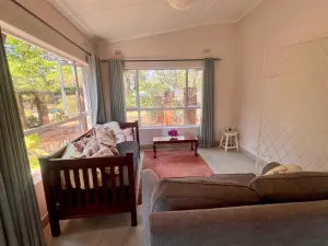 1 Bedroom Cottage/Garden Flat to Rent in Highlands