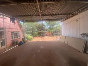 Commercial Property to Rent in Greendale North
