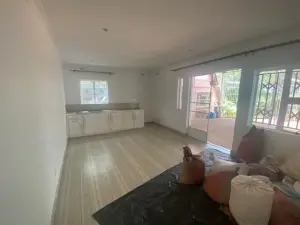 Commercial Property to Rent in Greendale North