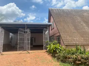 Commercial Property to Rent in Greendale North