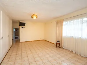 Office to Rent in Avondale West