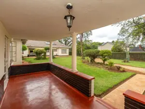 Office to Rent in Avondale West