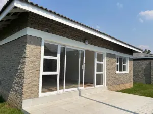 Townhouse/Complex/Cluster to Rent in Greendale