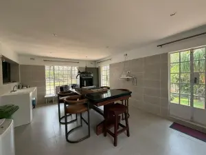 4 Bedroom House to Rent in Glen Lorne