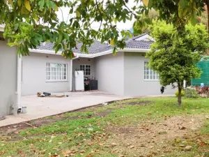 4 Bedroom House to Rent in Borrowdale Brooke