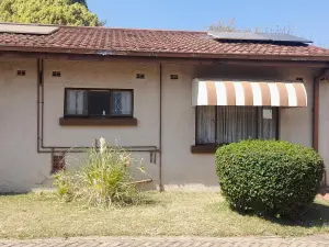 Townhouse/Complex/Cluster to Rent