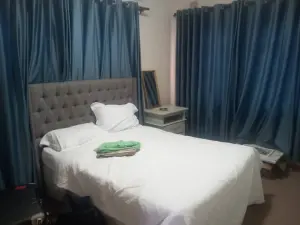 4 Bedroom House to Rent in Mount Pleasant