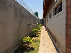 3 Bedroom House to Rent in Madokero Estates