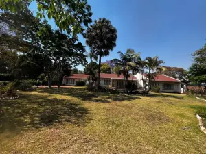 5 Bedroom House to Rent in Borrowdale