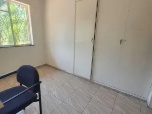 4 Bedroom House to Rent in Greystone Park