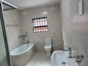 Flat/Apartment to Rent in Mount Pleasant