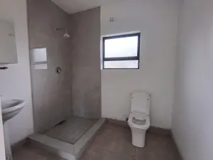 3 Bedroom Cottage/Garden Flat to Rent in Greendale