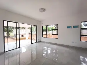 3 Bedroom Cottage/Garden Flat to Rent in Greendale