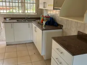 Townhouse/Complex/Cluster to Rent in Mandara