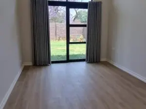 Townhouse/Complex/Cluster to Rent in Newlands