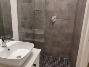 Townhouse/Complex/Cluster to Rent in Newlands