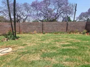 Townhouse/Complex/Cluster to Rent in Newlands
