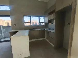 Townhouse/Complex/Cluster to Rent in Arlington