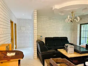 3 Bedroom Cottage/Garden Flat to Rent in Borrowdale