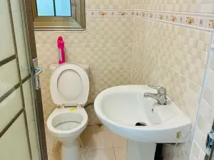 3 Bedroom Cottage/Garden Flat to Rent in Borrowdale