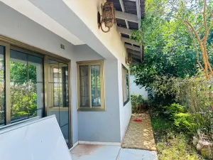 3 Bedroom Cottage/Garden Flat to Rent in Borrowdale