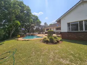 4 Bedroom House to Rent in Greystone Park