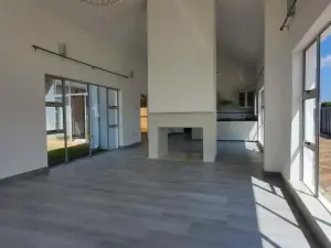 Townhouse/Complex/Cluster to Rent in The Grange