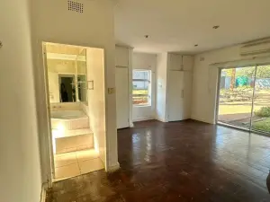 Commercial Property to Rent in Highlands
