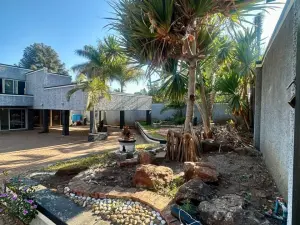 Commercial Property to Rent in Highlands