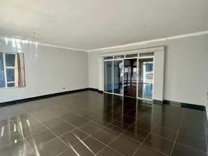 Commercial Property to Rent in Highlands