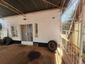 Commercial Property to Rent in Greendale North