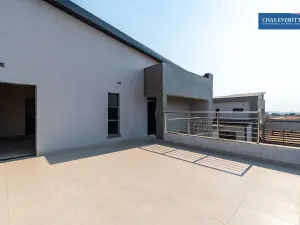 Townhouse/Complex/Cluster to Rent in Fairview