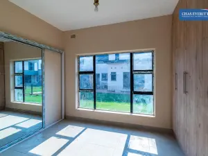 Townhouse/Complex/Cluster to Rent in Fairview