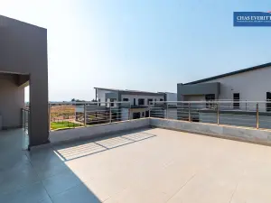 Townhouse/Complex/Cluster to Rent in Fairview