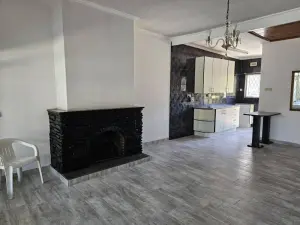2 Bedroom Cottage/Garden Flat to Rent in Mount Pleasant