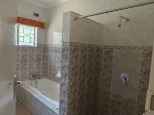 4 Bedroom House to Rent in Prospect
