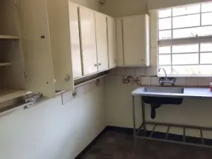 Office to Rent in Newlands