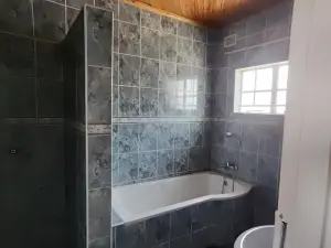 3 Bedroom House to Rent in Waterfalls