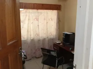 5 Bedroom House to Rent in Milton Park