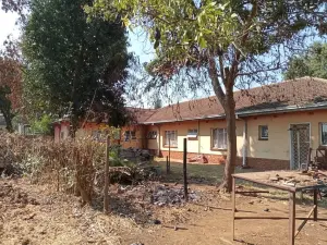 5 Bedroom House to Rent in Milton Park