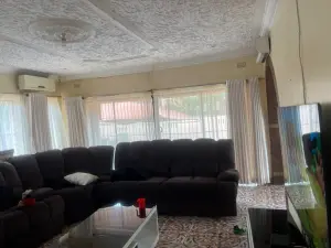 4 Bedroom House to Rent in Cold Comfort