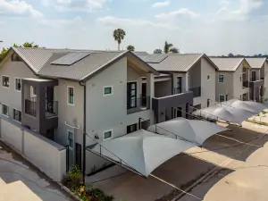 Townhouse/Complex/Cluster for Sale