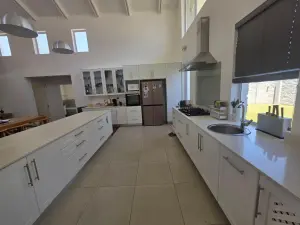 Townhouse/Complex/Cluster to Rent in Newlands