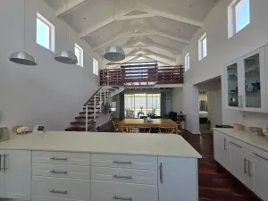 Townhouse/Complex/Cluster to Rent in Newlands